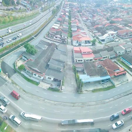 Summit Signature Hotel Batu Pahat Exterior foto